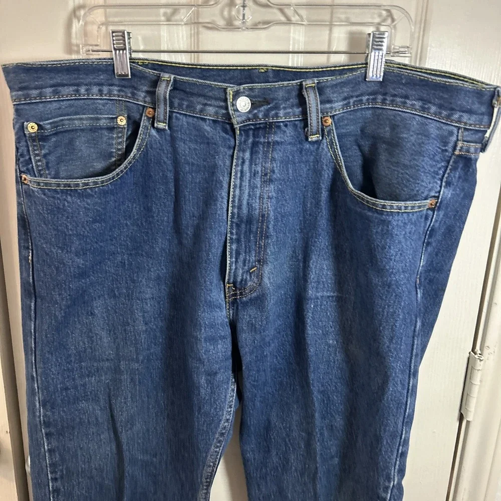 Levis 505 Regular Jeans Mens 38x32‎ Blue Straight Leg Zip Fly Denim 5-Pocket